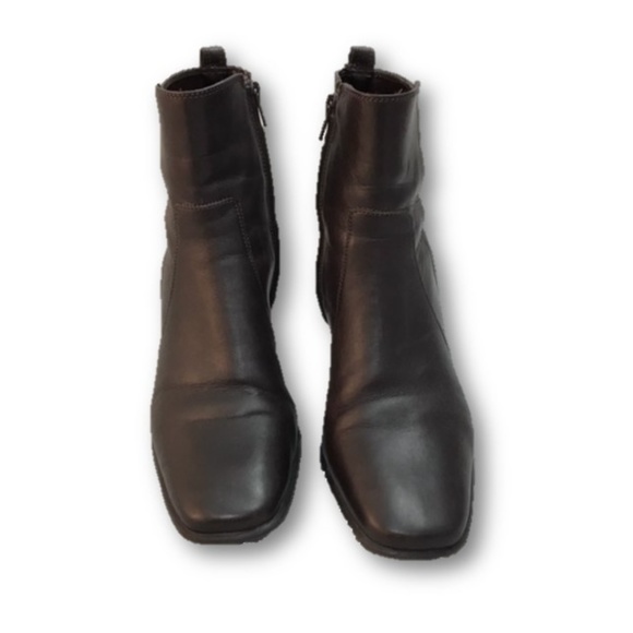 Antonio Melani brown leather booties size 8.5 - Picture 6 of 6